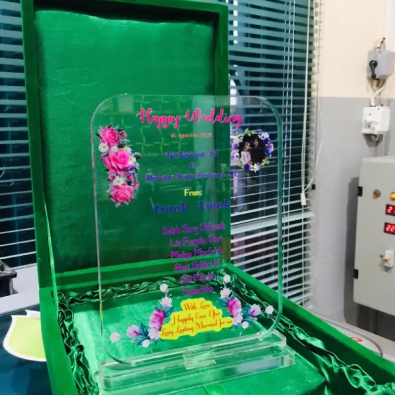 Custom Wedding Souvenir